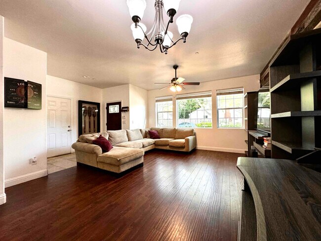 Foto del edificio - 3101 B St