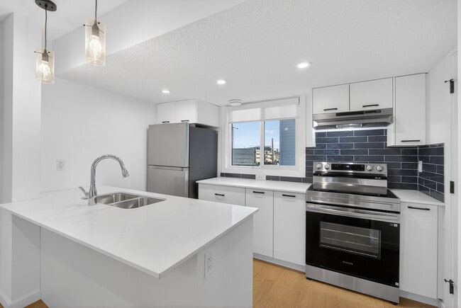 Building Photo - 7035 Fane Rd