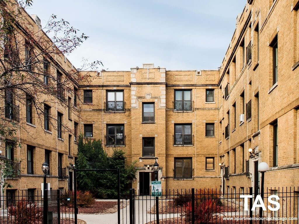 Foto del edificio - 728 W Roscoe St