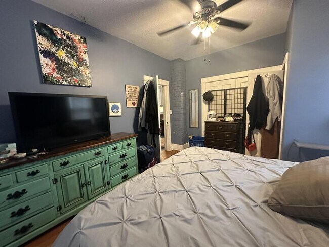 Foto del edificio - 936 Alabama St