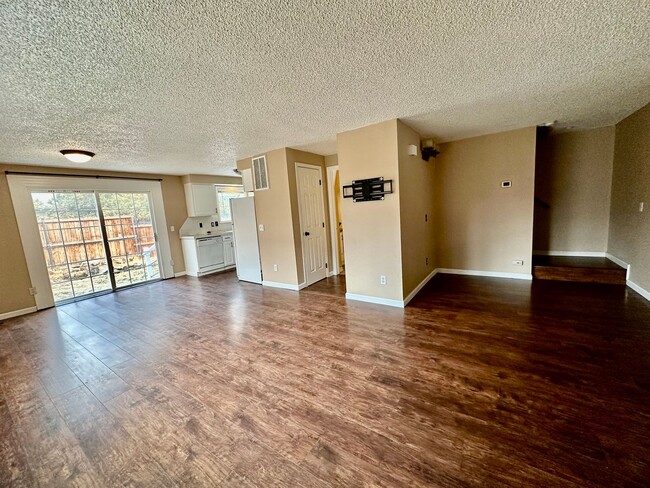 Foto del edificio - 624 SE Wilson Ave