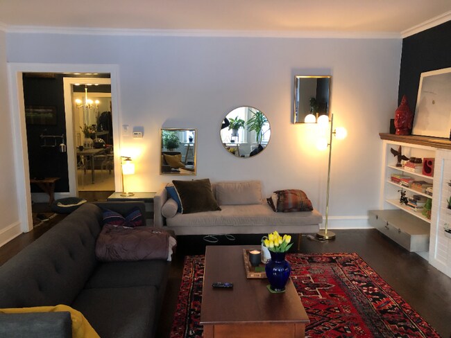 Foto del edificio - 1540 W Elmdale Ave