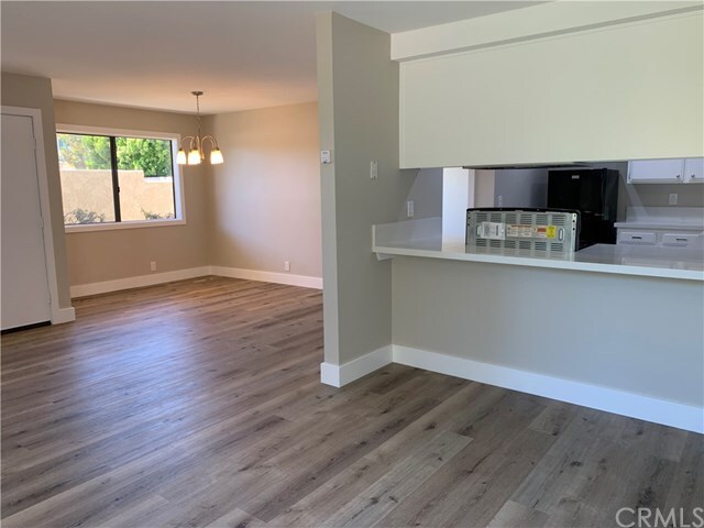 Foto del edificio - 19195 Shoreline Ln