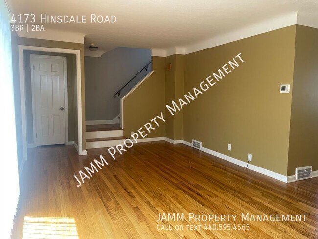 Building Photo - 3-Bedroom Single Family home in South Euclid!