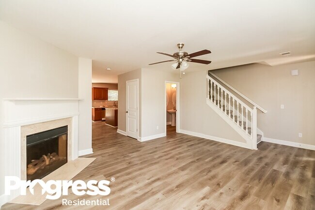 Building Photo - 2113 Anchor Ct