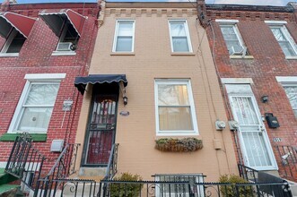 Building Photo - 2021 Dennie St