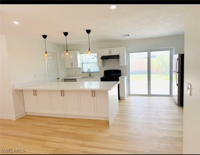 Building Photo - 1387 Hernando St