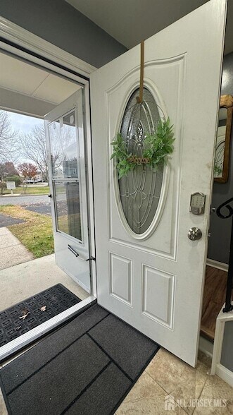 Foto del edificio - 8 Cosgrove Ct