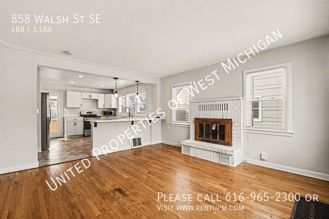 Foto del edificio - 858 Walsh St SE