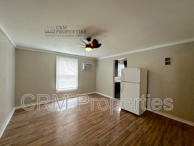 Building Photo - 1519 N Purdum St