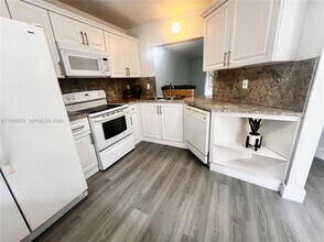 Building Photo - 9156 NW 40th St