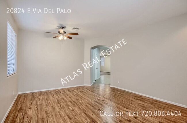 Building Photo - Alluring 3 bed /2 bath home in The Village...