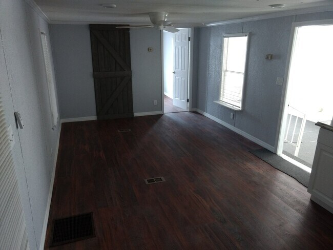 Foto del edificio - Charming Rental in High Point 55+ Golf Com...