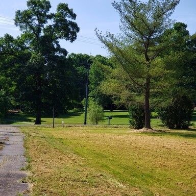 Foto del edificio - 2948 Sandy Hook Rd