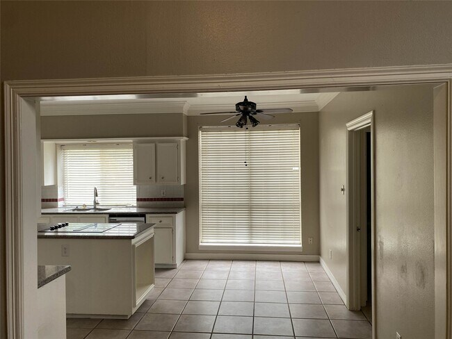 Foto del edificio - 3207 Breckinridge Ct
