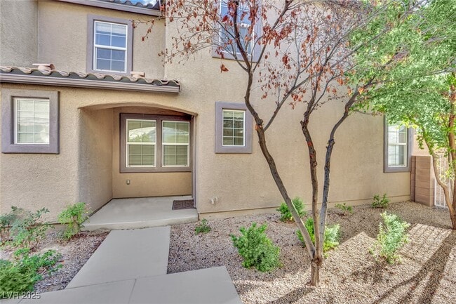 Building Photo - 6250 W Arby Ave