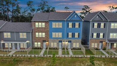 Building Photo - 5262 Ella Blvd