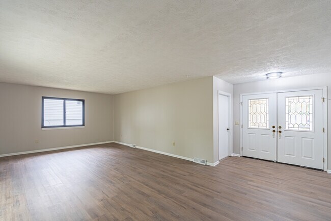 Foto del edificio - 13103 Lillian St
