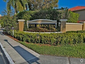 Building Photo - 140 SW 117th Ave