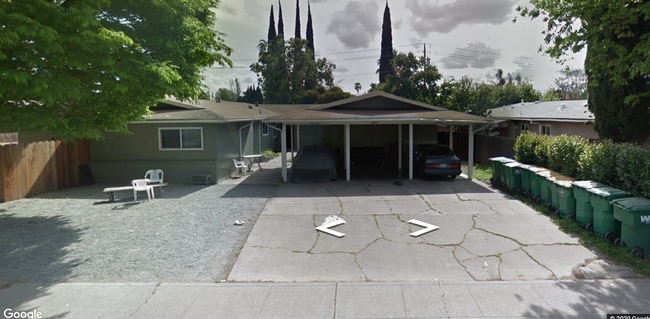 Building Photo - 6923 N El Dorado St