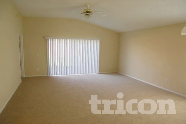 Building Photo - 2680 Chatham Cir