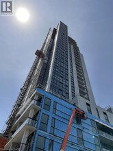 Building Photo - 60 Charles St W