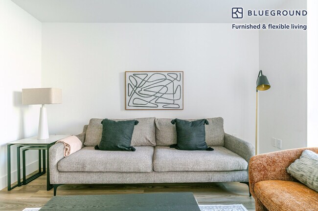 Foto del edificio - 85 Cleaveland Rd