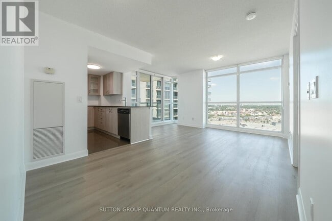 Photo du bâtiment - 225-2225 Sherway Gardens Rd