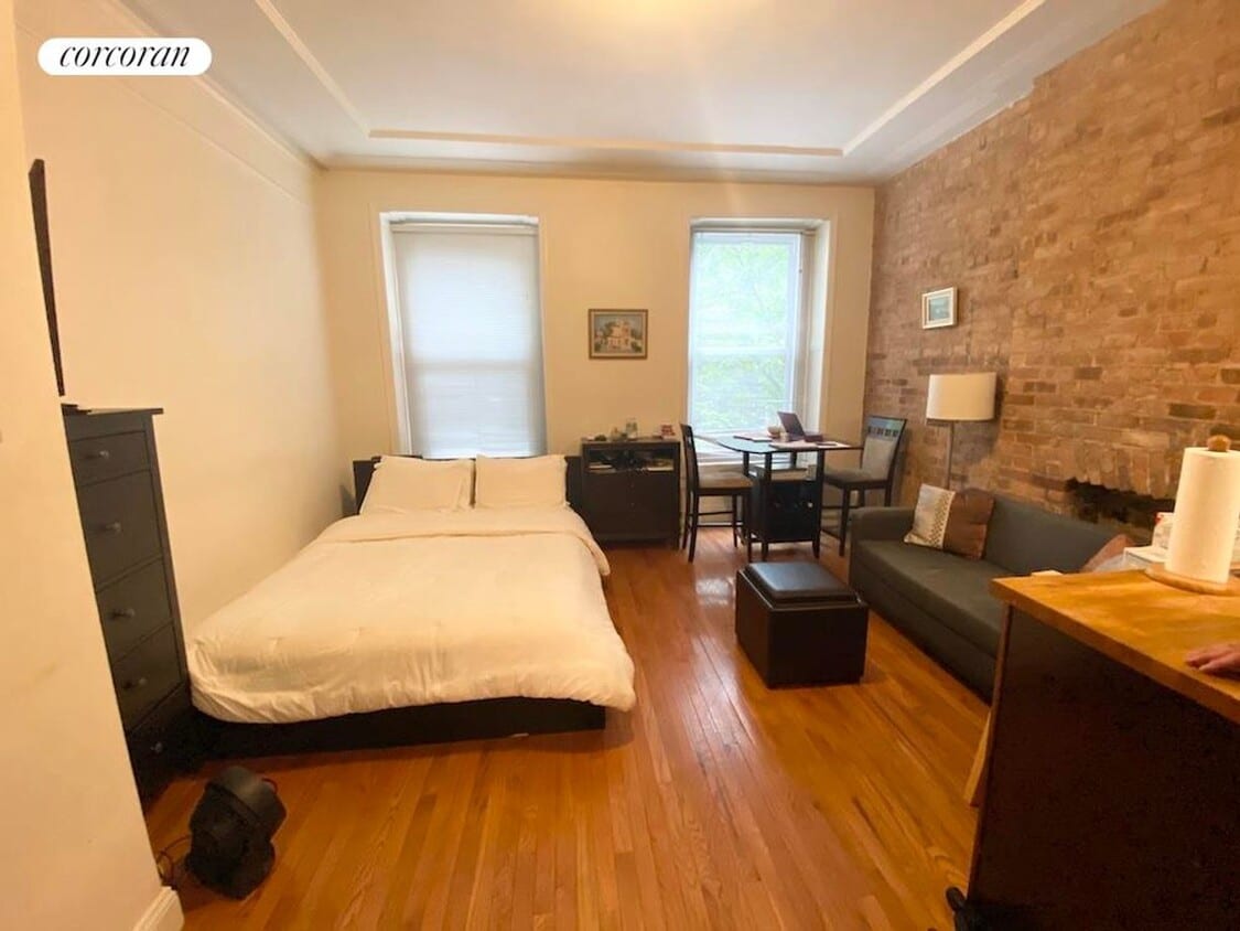 Foto principal - 222 E 50th St