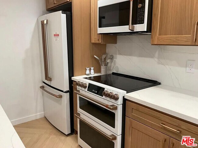 Foto del edificio - 4710 Park Granada