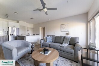 Building Photo - 655 W Marina Cove Dr