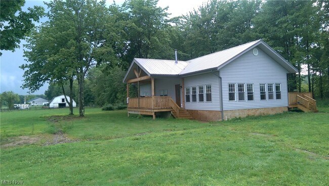 Foto del edificio - 17145 Leggett Rd