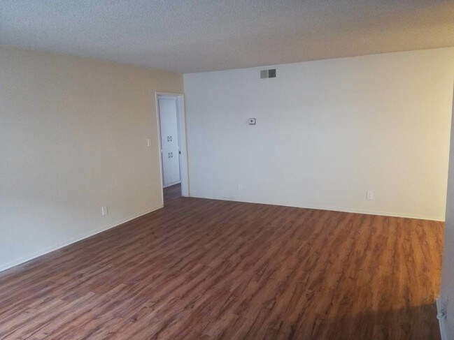 Foto del edificio - 7009 Coldwater Canyon Ave
