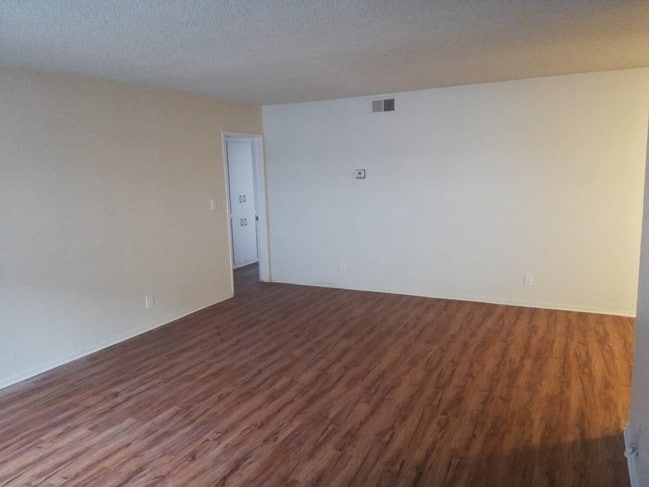 Building Photo - 7009 Coldwater Canyon Ave