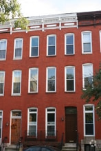 Building Photo - 843 Hollins St