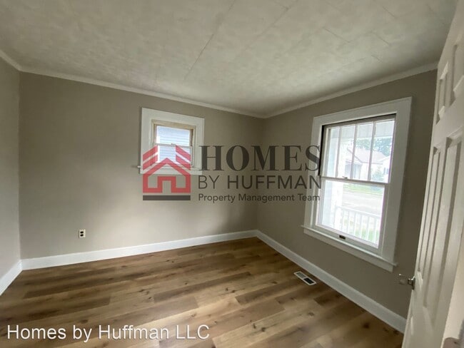 Foto del edificio - 2 br, 1 bath House - 1737 E Franklin Street