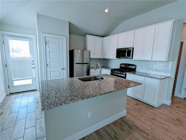 Building Photo - 2800 Joe Dimaggio Blvd