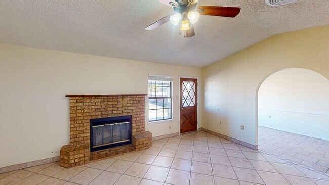 Foto del edificio - 3-Bed / 2-Bath - Less than 10 minutes from Holloman AFB!
