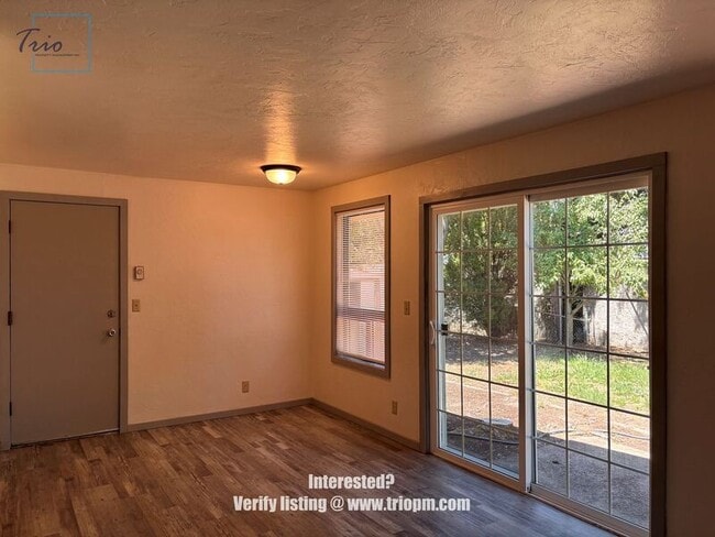 Photo - 2582 L St House