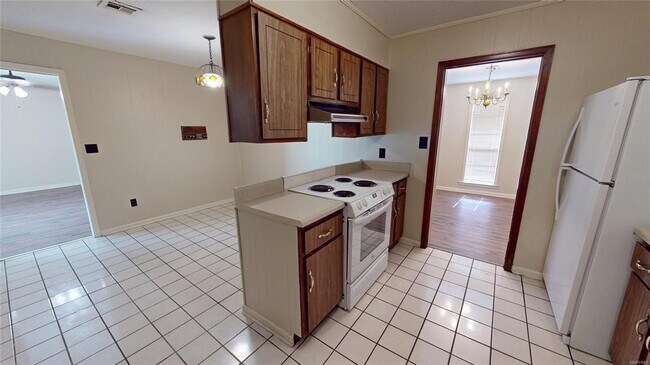 Foto del edificio - 2112 Cottingham Dr