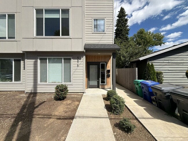 Foto del edificio - 5575 NE Killingsworth St
