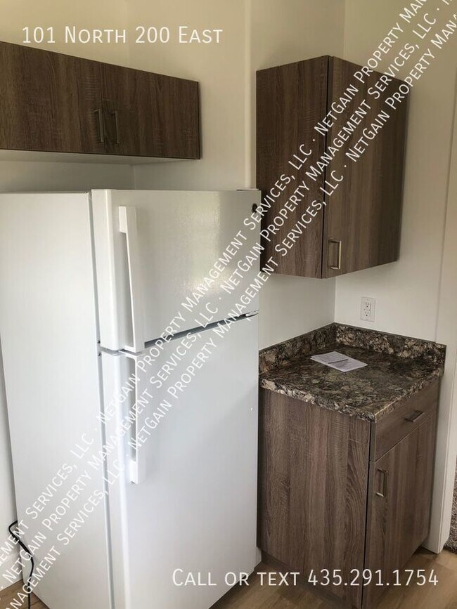 Foto del edificio - Newly updated 2 Bedroom Home Near Downtown