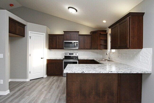 Foto del edificio - 7524 S 79th St