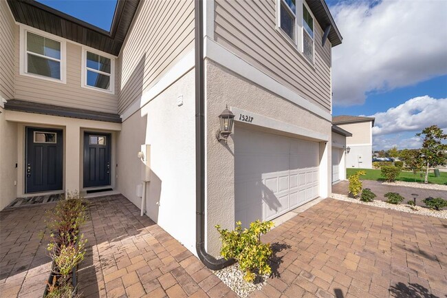 Building Photo - 15217 Willow Arbor Cir