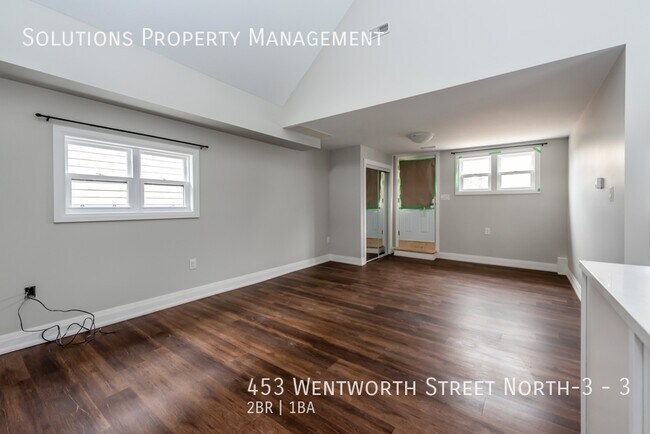 Photo du bâtiment - 453 Wentworth St N