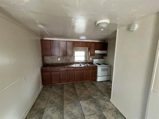 Building Photo - 917 20th St