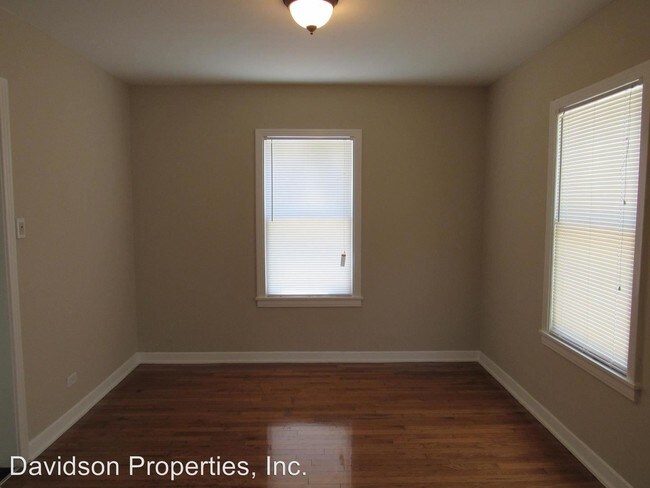 Building Photo - 2 br, 1 bath House - 510 W. Kings Hwy