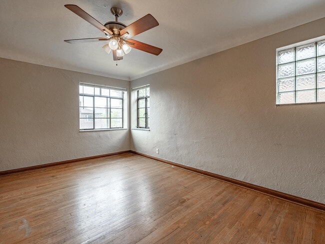 Building Photo - 4951 Potomac St