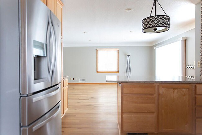 Foto del edificio - DONT MISS!!!  Wonderful Single Family in S...
