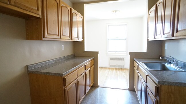 Building Photo - 3636 Fieldston Rd